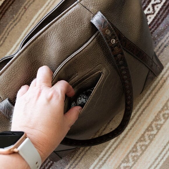 American West Bandana Tote Bronze Tooled Leather Tassels Studded Western - Picture 8 of 11